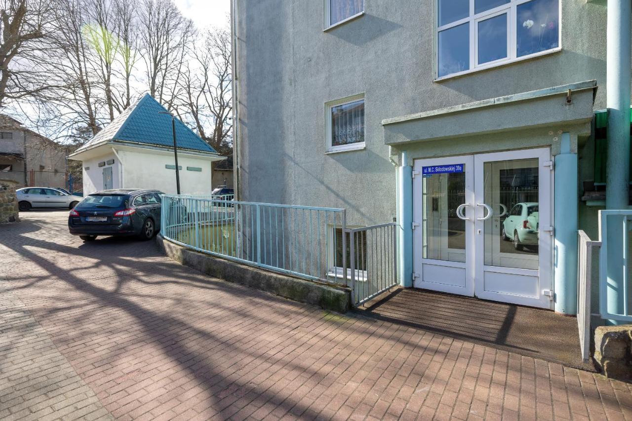 Apartament Sklodowskiej-Curie By Renters Miedzyzdroje Luaran gambar