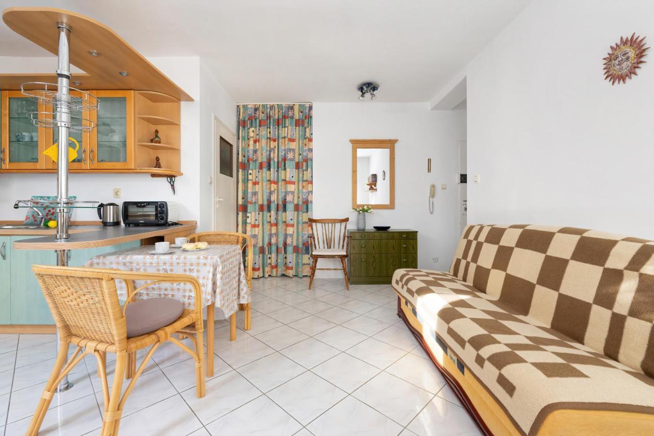 Apartament Sklodowskiej-Curie By Renters Miedzyzdroje Luaran gambar